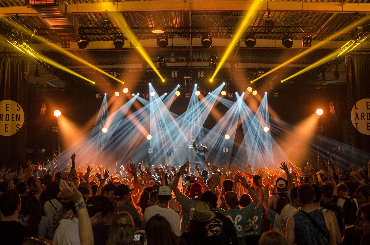 Qué información incluir en la solicitud de música para tu evento